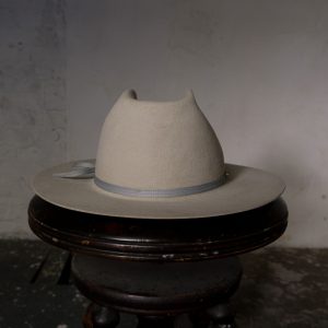 On the road - Image 3