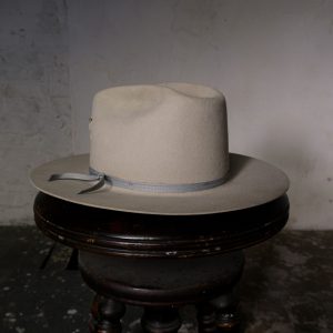 On the road - Image 2