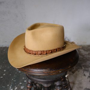 Clean Cut Caiman - Image 4
